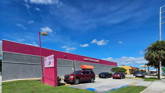 12208 NW 7th Avenue, North Miami, FL 33168