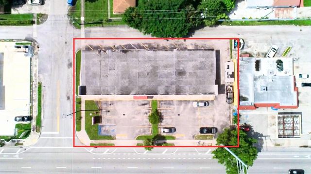 12208 NW 7th Avenue, North Miami, FL 33168