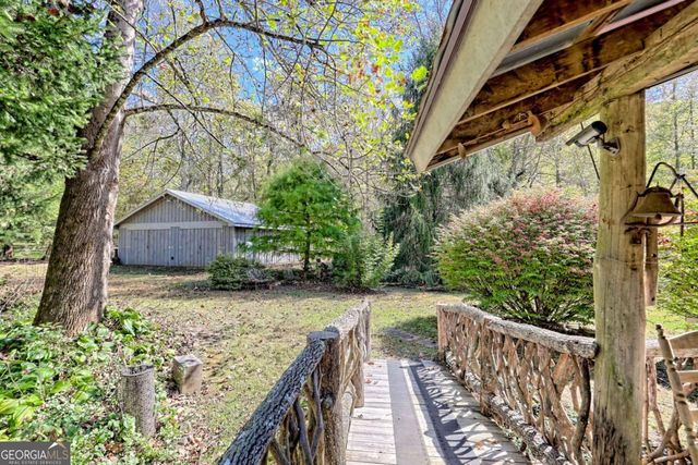 1064 Muskrat Creek Road, Hayesville, NC 28904