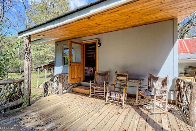 1064 Muskrat Creek Road, Hayesville, NC 28904