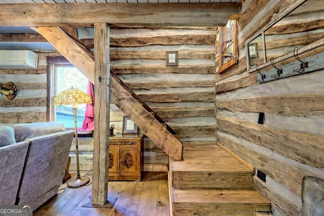 1064 Muskrat Creek Road, Hayesville, NC 28904