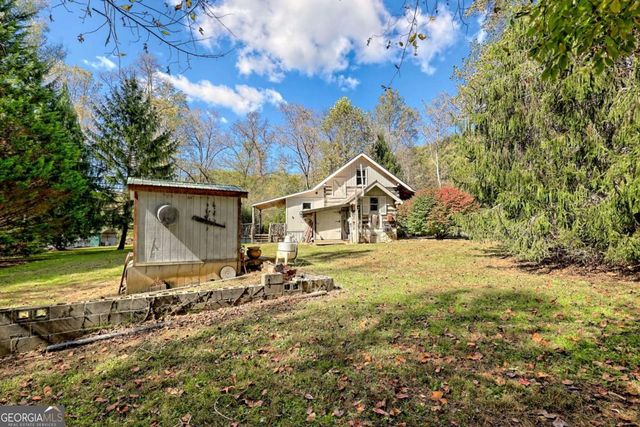 1064 Muskrat Creek Road, Hayesville, NC 28904
