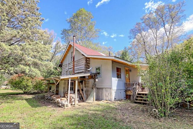1064 Muskrat Creek Road, Hayesville, NC 28904