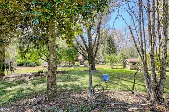 1064 Muskrat Creek Road, Hayesville, NC 28904