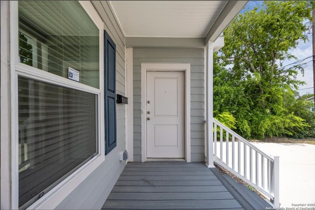 1416 Burleson, San Antonio, TX 78202