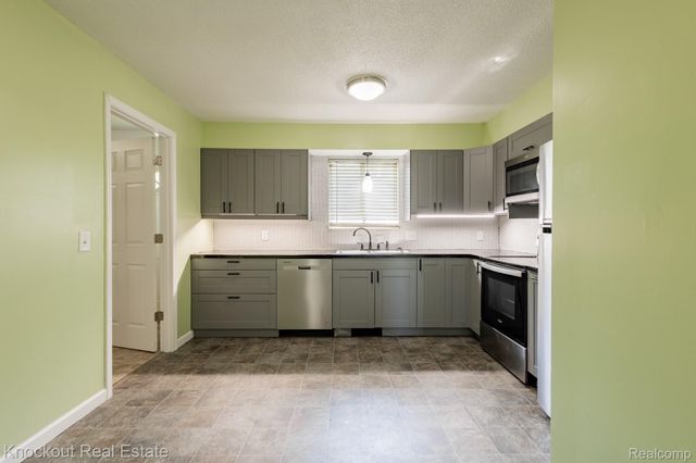 3782 Egan Street, Bridgeport Charter Township, MI 48601