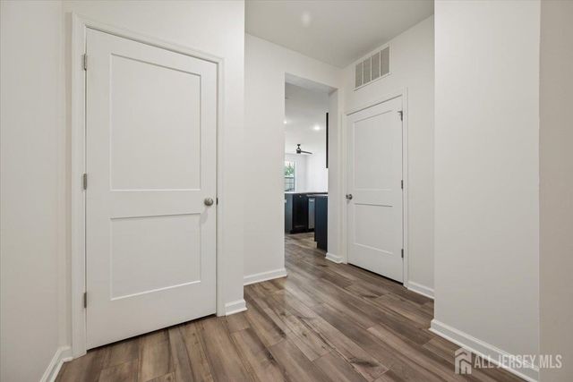 82 Depot Way, Dunellen, NJ 08812