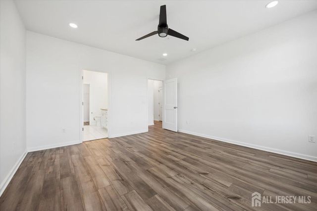 82 Depot Way, Dunellen, NJ 08812