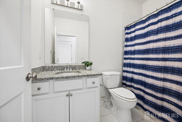 82 Depot Way, Dunellen, NJ 08812