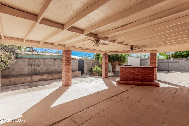257 W Calle Margarita, Tucson, AZ 85706