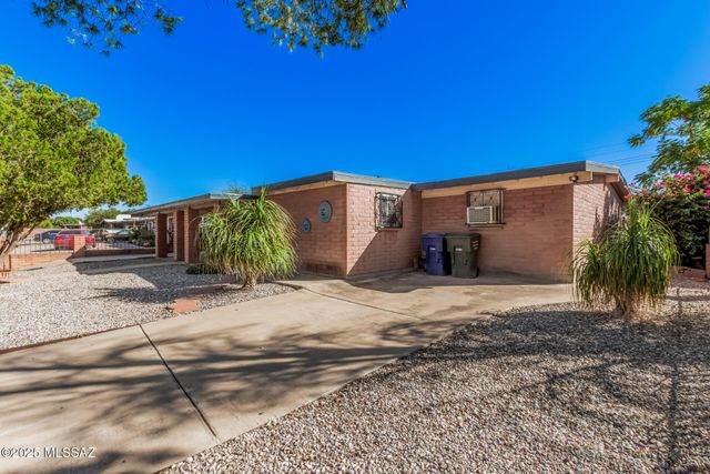 257 W Calle Margarita, Tucson, AZ 85706