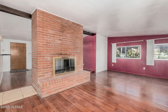 257 W Calle Margarita, Tucson, AZ 85706