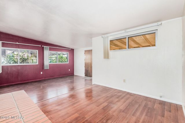 257 W Calle Margarita, Tucson, AZ 85706