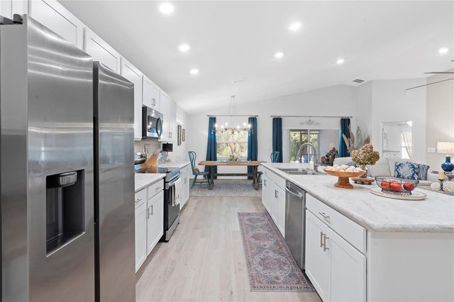 956 ARUBA AVENUE, Mulberry, FL 33860