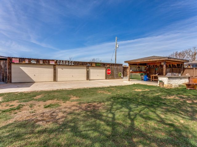 10300 County Road 606, Burleson, TX 76028