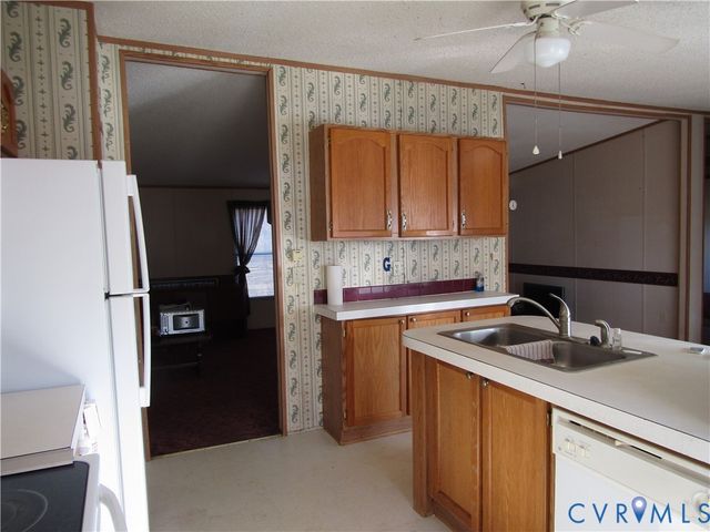 183 Union Grove Rd, Keysville, VA 23947