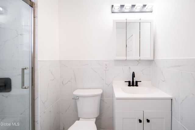 806 Strong Street, Schenectady, NY 12307