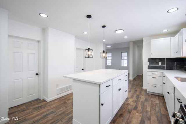 806 Strong Street, Schenectady, NY 12307