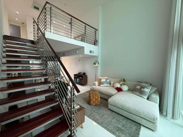 41 SE 5th St 1903, Miami, FL 33131