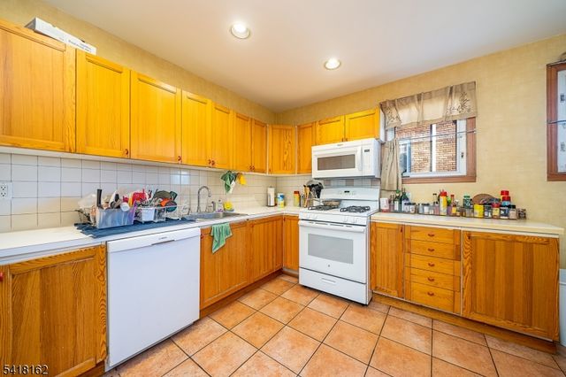 50 Brookwood Dr, Maplewood Twp., NJ 07040