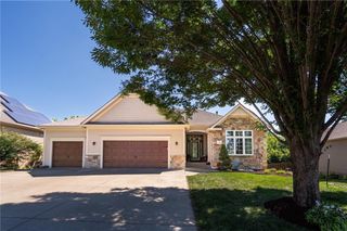 1216 Waverly Drive, Lawrence, KS 66049