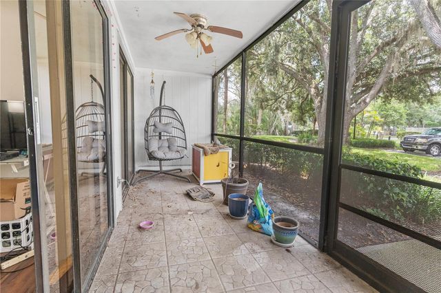 6018 LAKTREE LANE E, Temple Terrace, FL 33617
