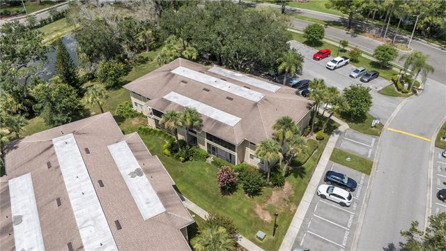 6018 LAKTREE LANE E, Temple Terrace, FL 33617
