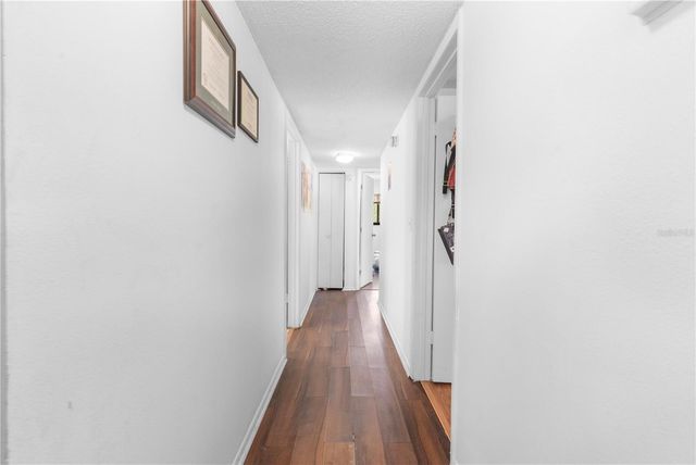 6018 LAKTREE LANE E, Temple Terrace, FL 33617