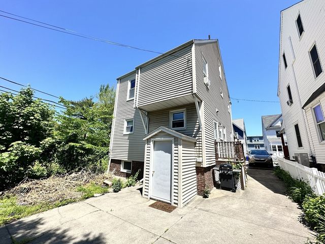 40 Pomeroy Street, Boston, MA 02134