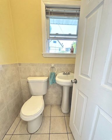 40 Pomeroy Street, Boston, MA 02134