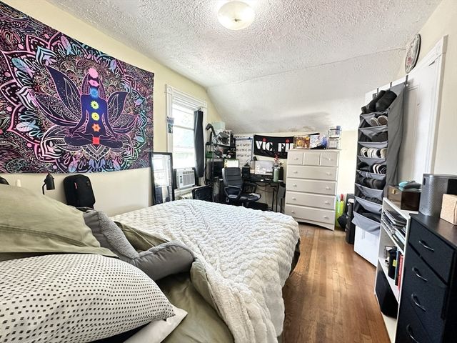 40 Pomeroy Street, Boston, MA 02134