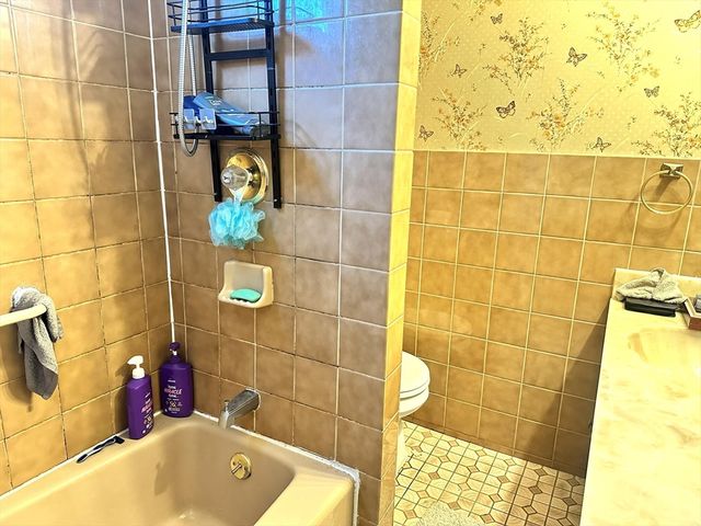 40 Pomeroy Street, Boston, MA 02134