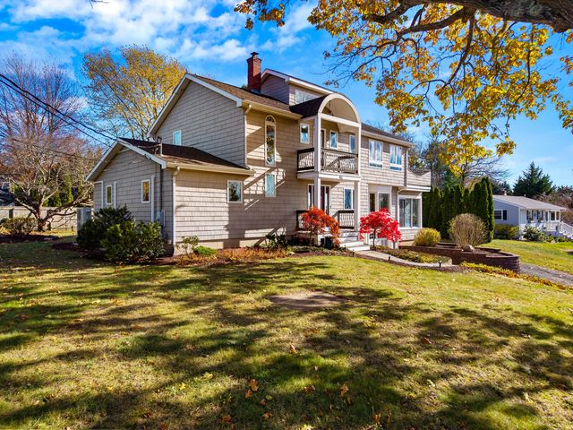 46 Old Black Point Road, East Lyme, CT 06357