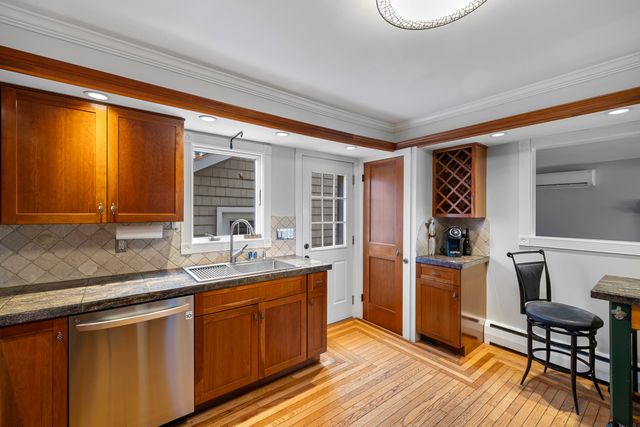 46 Old Black Point Road, East Lyme, CT 06357