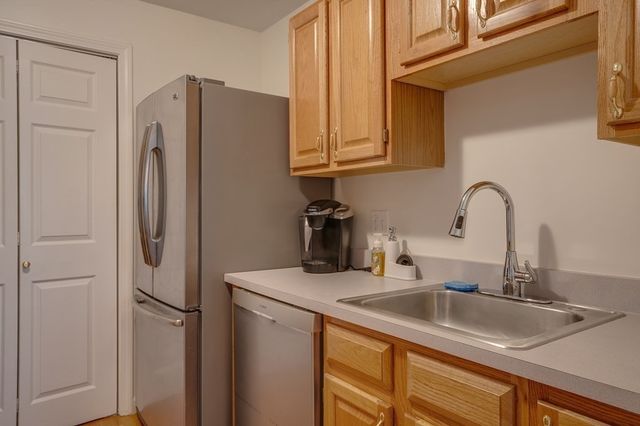 150 Staniford 910, Boston, MA 02114