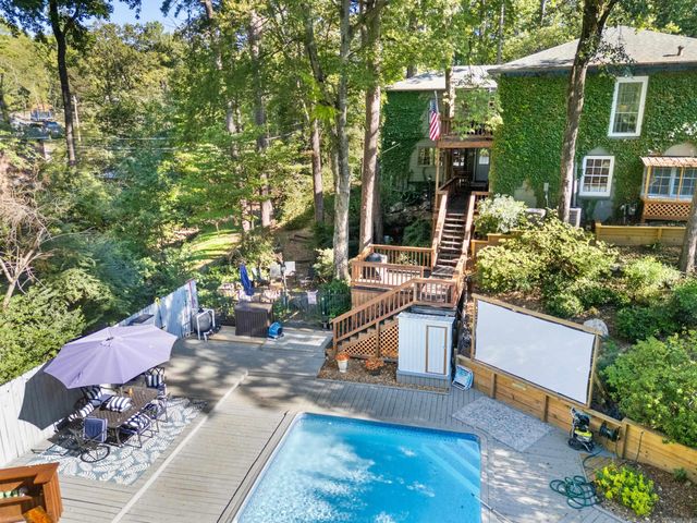 24 Evergreen Court, Little Rock, AR 72227