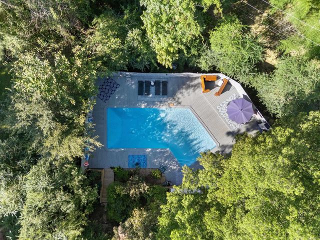 24 Evergreen Court, Little Rock, AR 72227