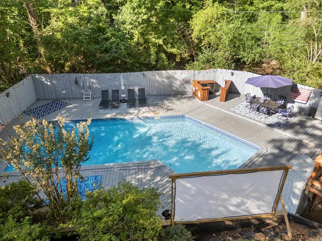 24 Evergreen Court, Little Rock, AR 72227