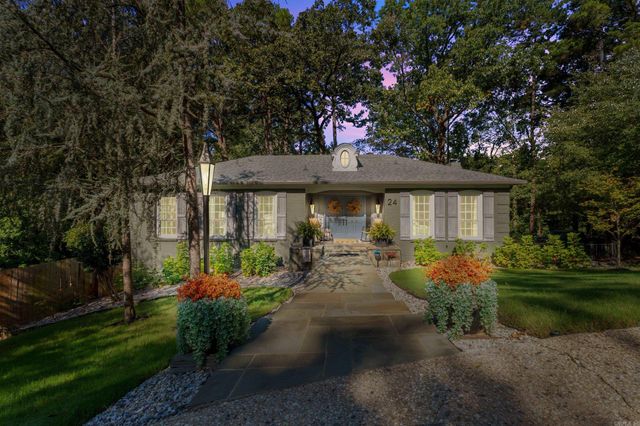 24 Evergreen Court, Little Rock, AR 72227
