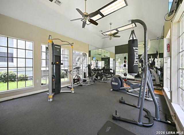1901 Lakeside Dr Apt 926, Seabrook, TX 77586