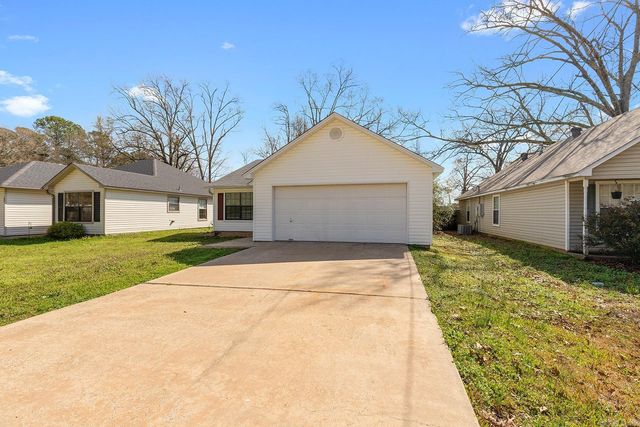 304 SE 2Nd Street, Bryant, AR 72022