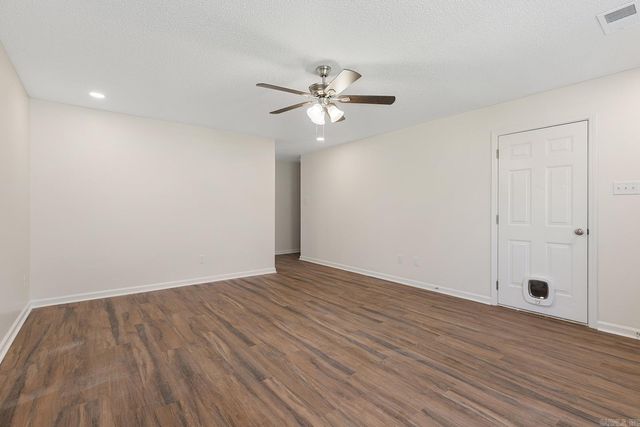 304 SE 2Nd Street, Bryant, AR 72022