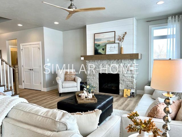 W5875 DELTA DRIVE, Menasha, WI 54952