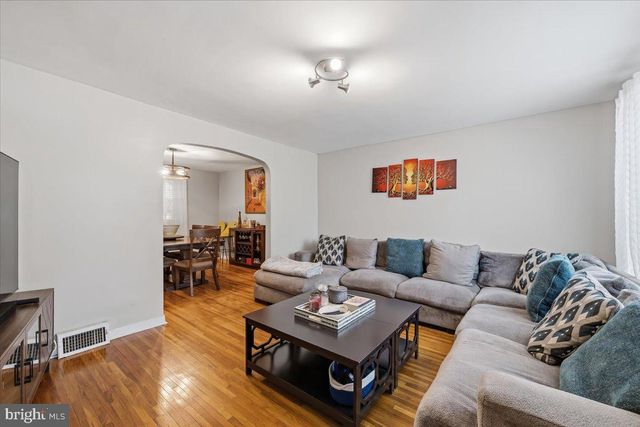 914 LONGSHORE AVE, Philadelphia, PA 19111
