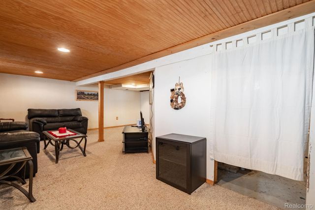 6248 Waldon Road, Independence Charter Township, MI 48346