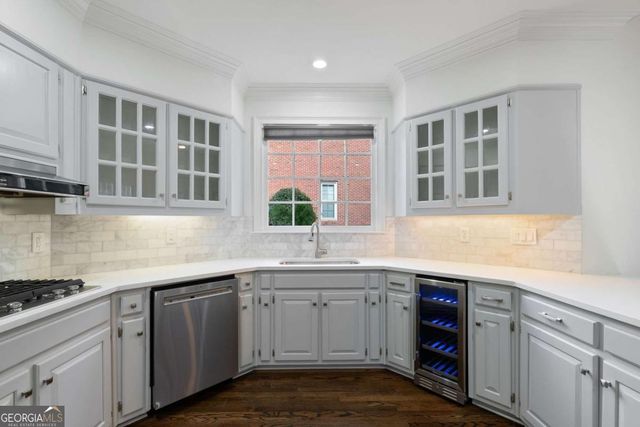 6250 Blackberry Hill, Peachtree Corners, GA 30092