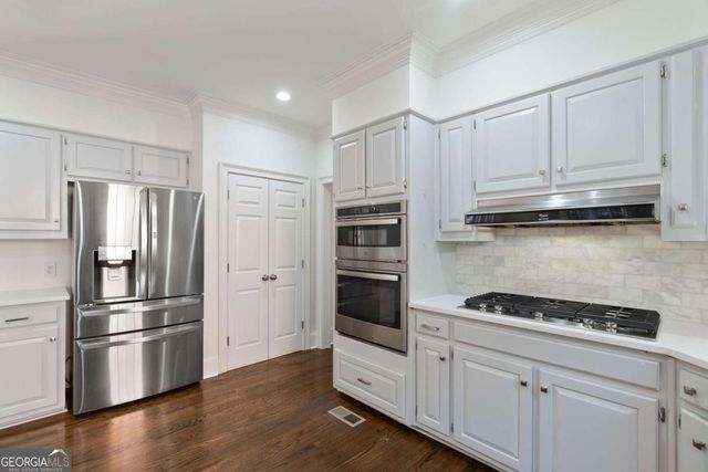 6250 Blackberry Hill, Peachtree Corners, GA 30092