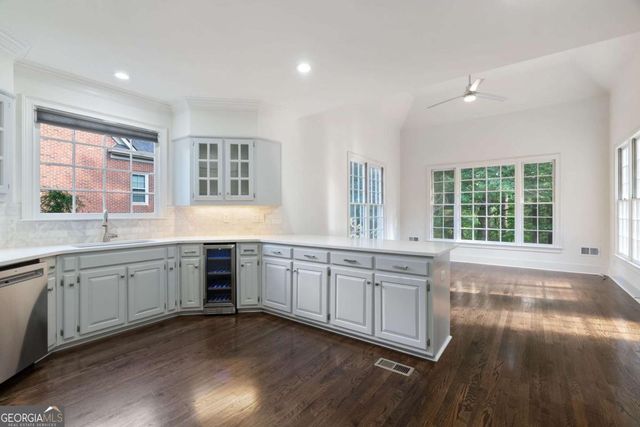 6250 Blackberry Hill, Peachtree Corners, GA 30092