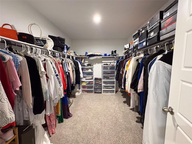 2913 Crown Gate Drive, Houston, TX 77047