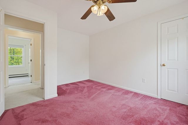 3 Jrs Ln, Franklin, MA 02038